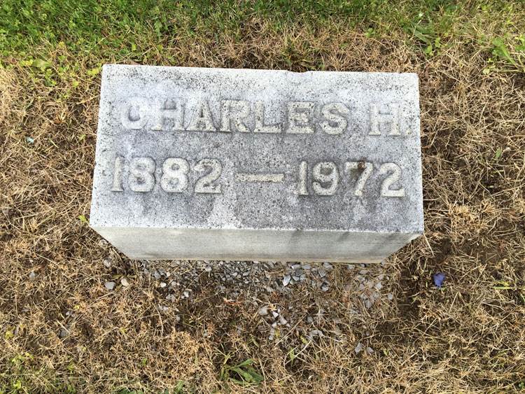 Charles H. Thompson cemetery 03